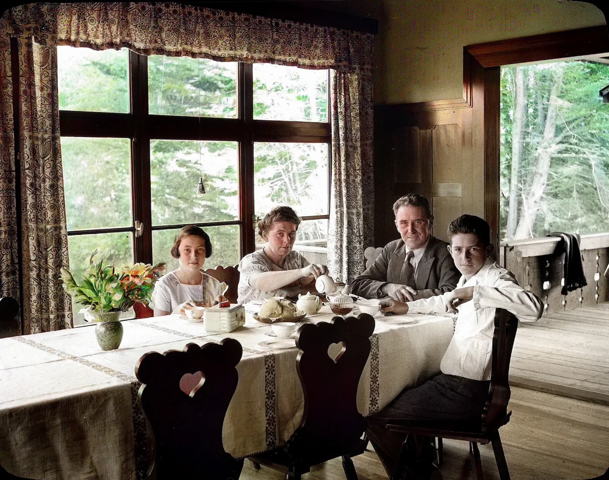 Familie Meyer, Mulpulmo, Osorno-ETH-Bibliothek Com Dia 013-112 — 1940 | Chile de Ayer