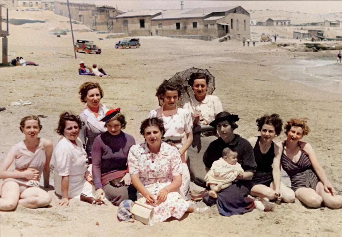 Playa Mansa Caldera — 1941 | Chile de Ayer