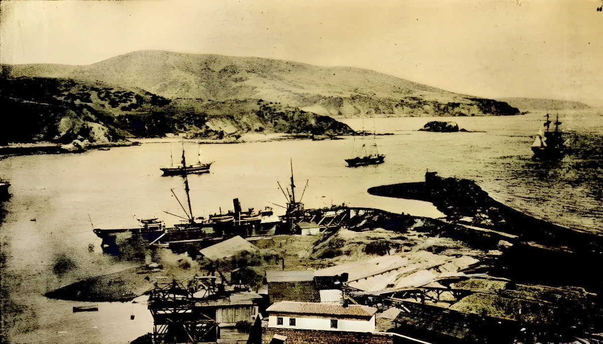 Cancha de Metales de la Cia Explotadora Lota y Coronel 1903 — 1903 | Chile de Ayer