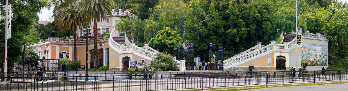 Entrada a Cerro Santa Lucía. Santiago, Chile — aprox. 1880–1930 | Chile de Ayer
