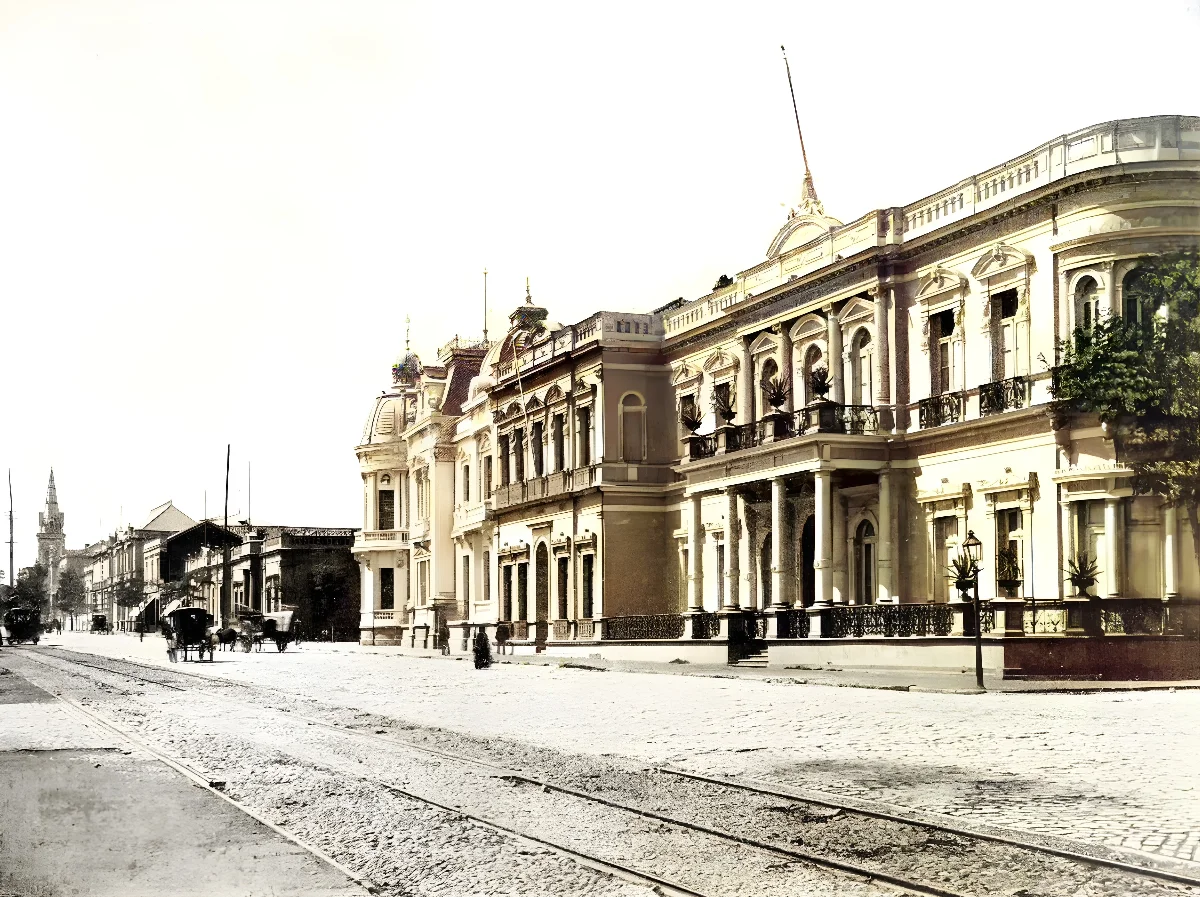 Residence on the Alameda de las Delicias, Santiago — 1904 | Chile de Ayer