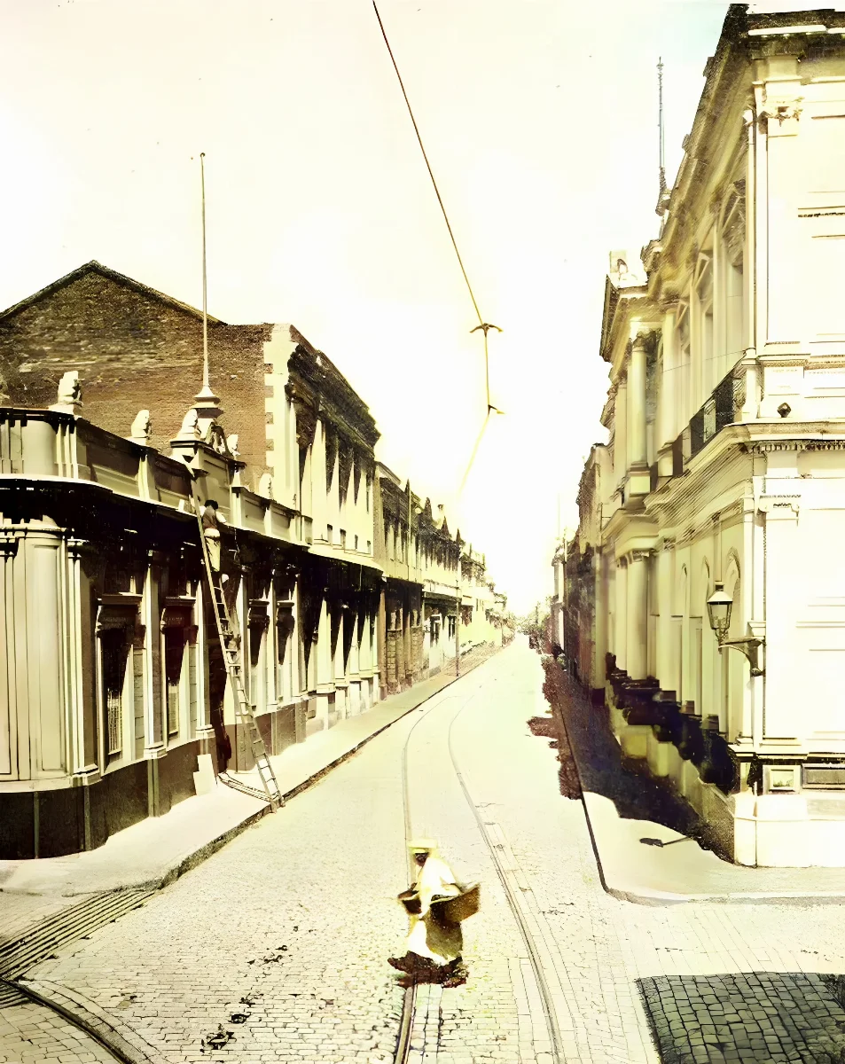 Street scene in Santiago Chile — 1904 | Chile de Ayer