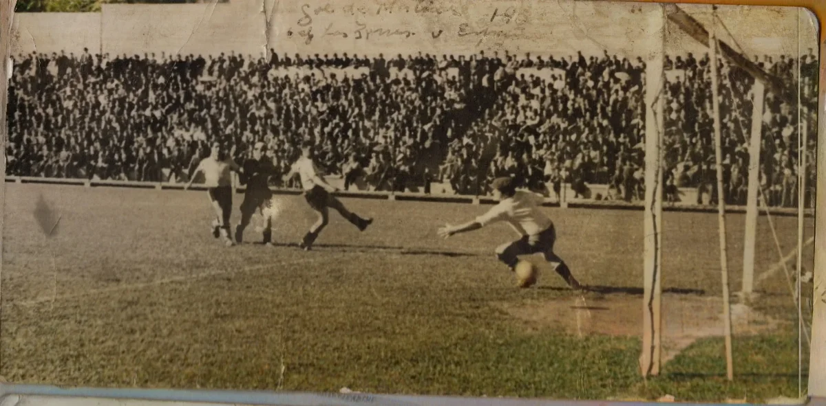 Estadio Las Zorras — Municipalidad de Valparaíso — 1937 | Chile de Ayer