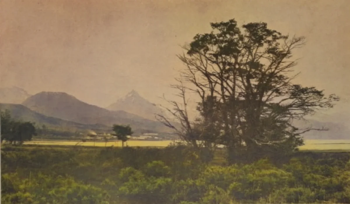 Los Shelknam (page 227 crop) — Tierra del Fuego — 1915 | Chile de Ayer