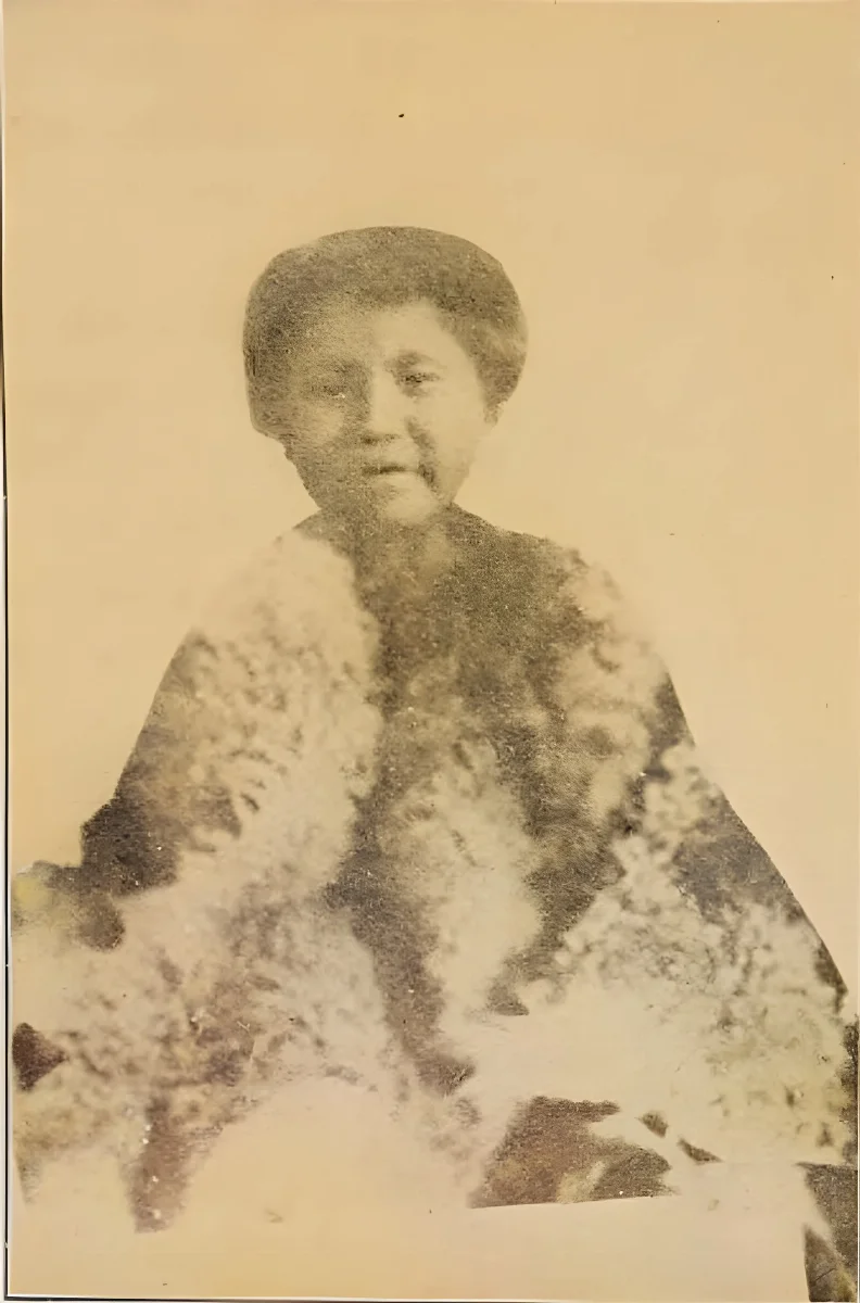 Julio Ciaciár, niño Selknam de la Msion Salesiana Candelaria — 1924 | Chile de Ayer