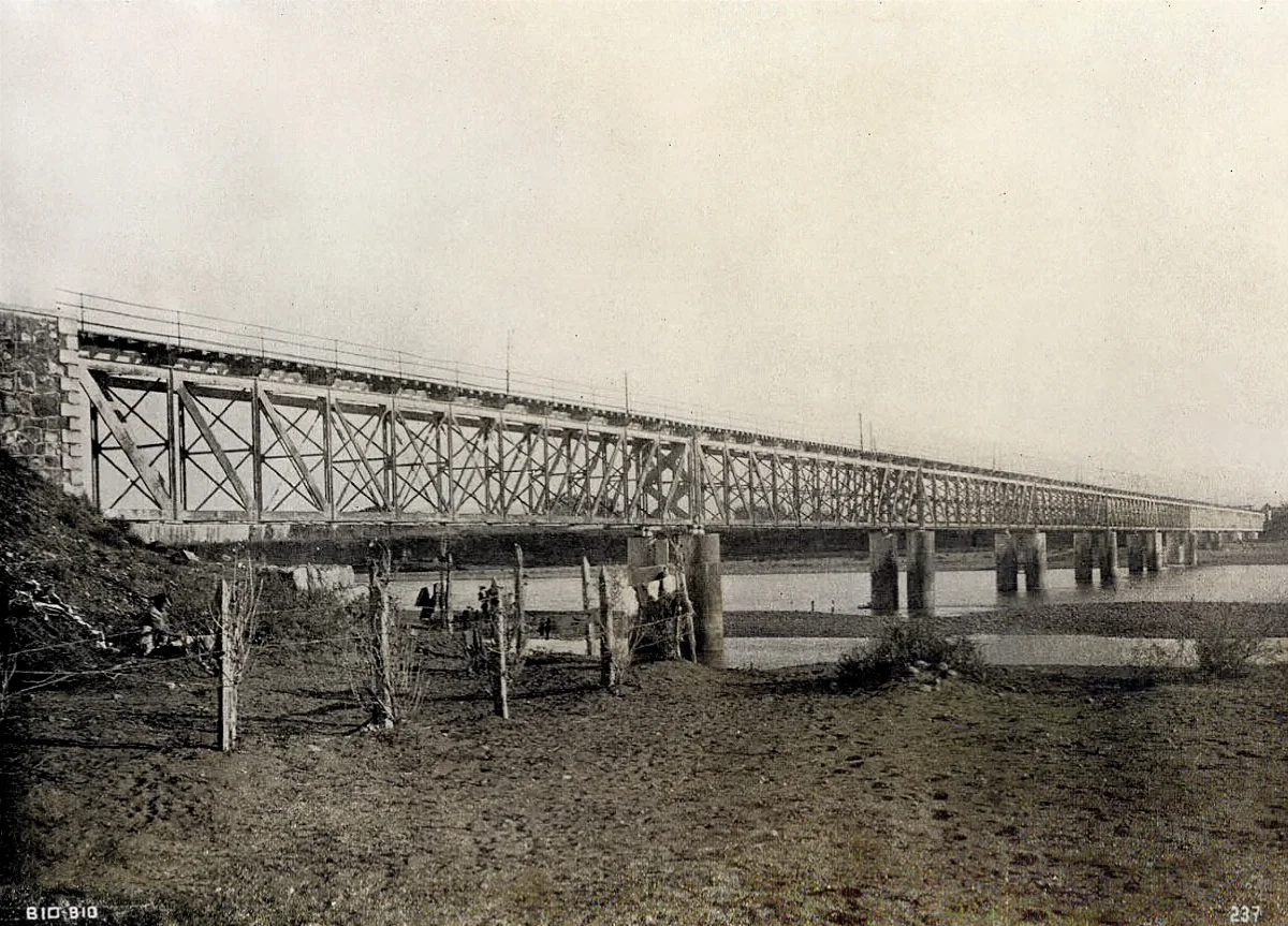 Puente Biobio ca. 1900 — Concepción — 1900 | Chile de Ayer