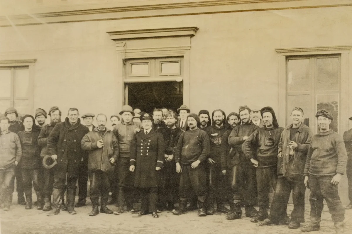 Pardo y los británicos rescatados — 1916 | Chile de Ayer