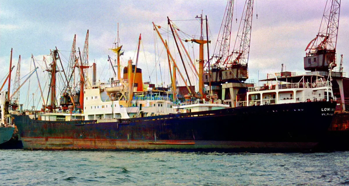 Longavi IMO 5151323 G Hamburg 05-1975 — 1975 | Chile de Ayer